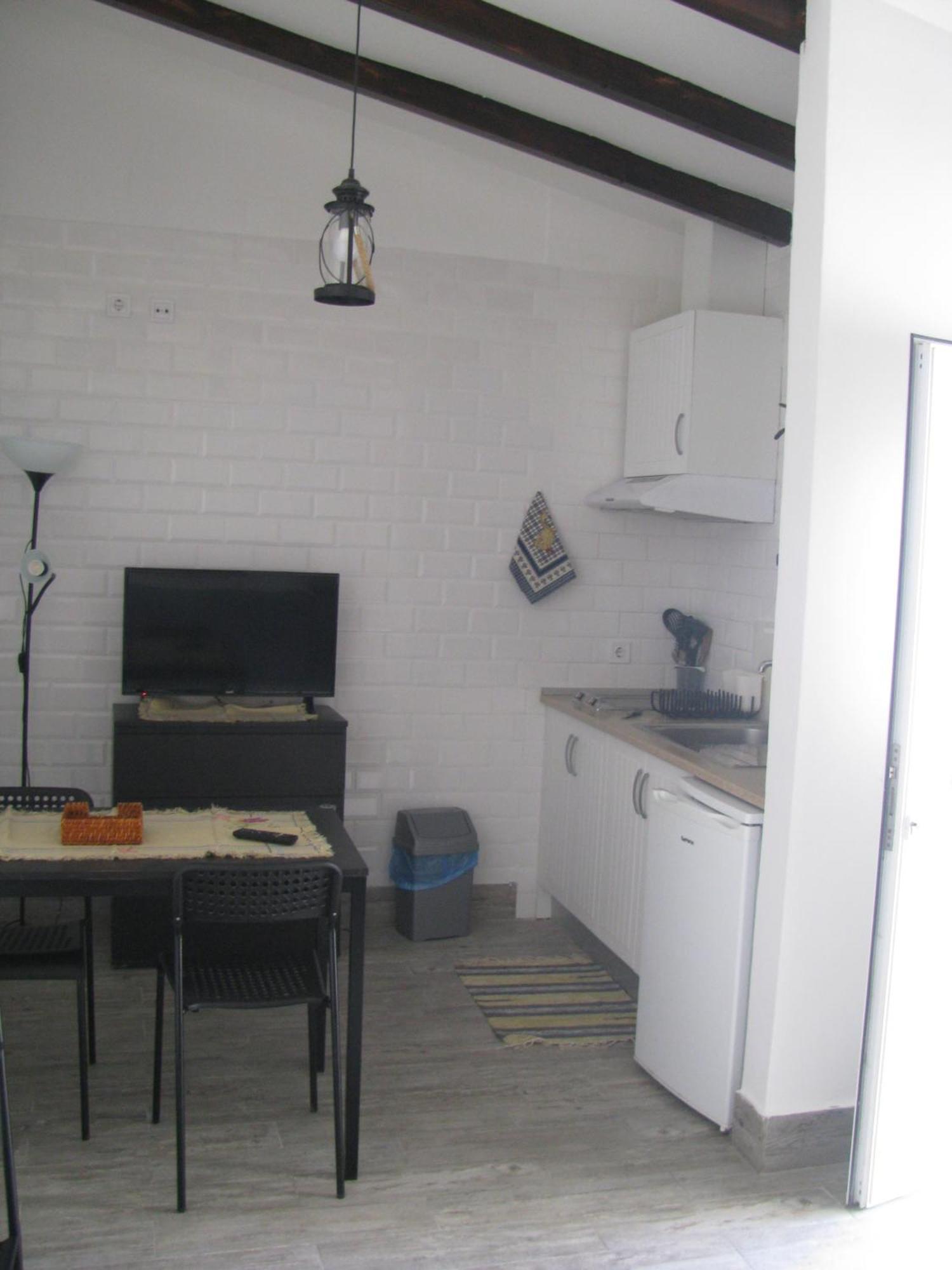 Galega Guest House Nazare Exterior photo